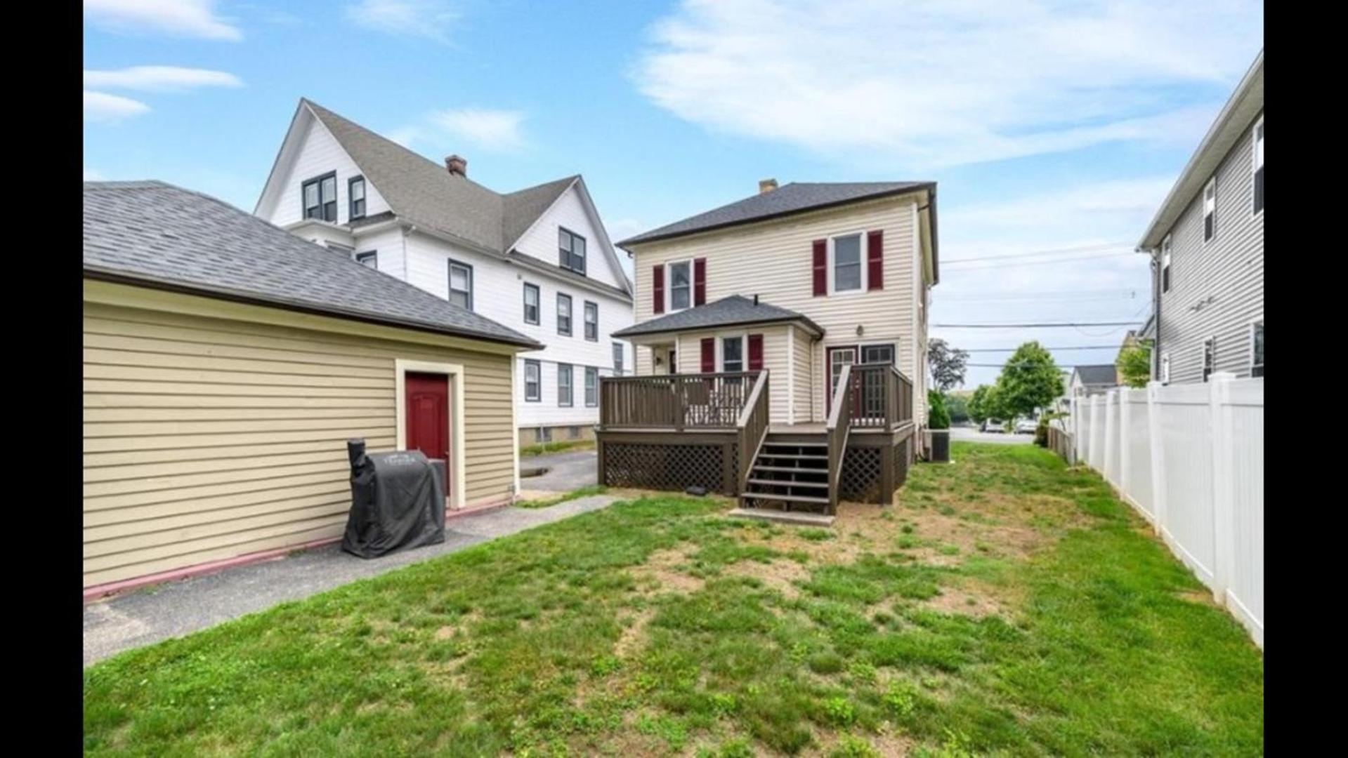 Black Rock Home - 4 Bed - Jacuzzi Bath - Beach Bridgeport Exterior photo